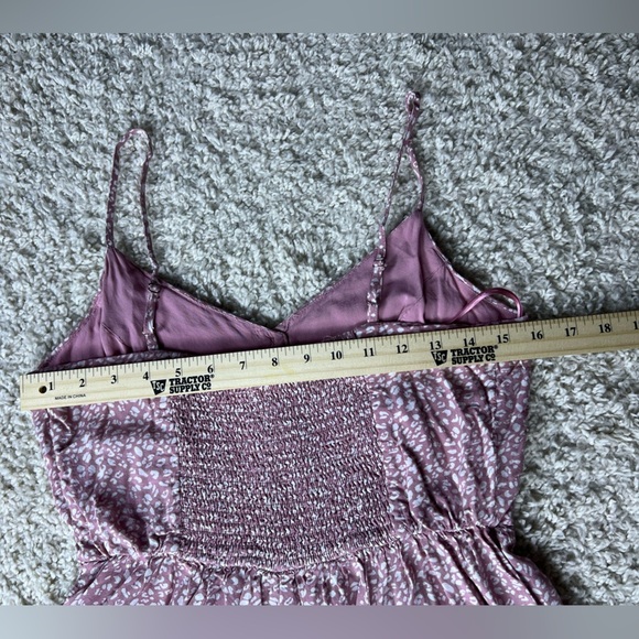 Size Small Pink Spaghetti Strap Pink Women's Romper - Picture 3 of 8